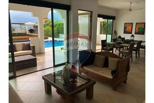 Beautiful Single family home